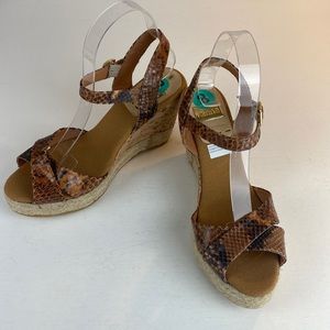 🤎NWOT Kanna leather reptile and cork wedges made in Spain size 8